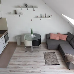  Apartman Prtr W/ Free Parking
